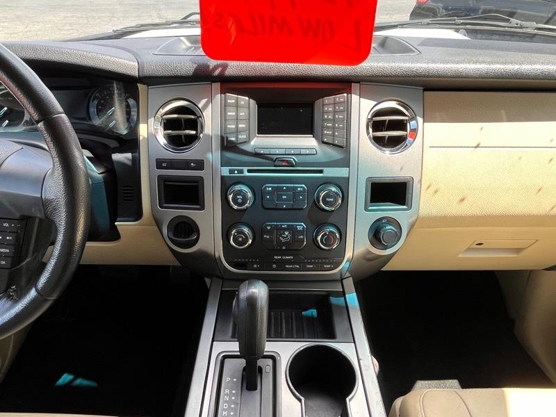 Ford Expedition XLT 2WD 2017