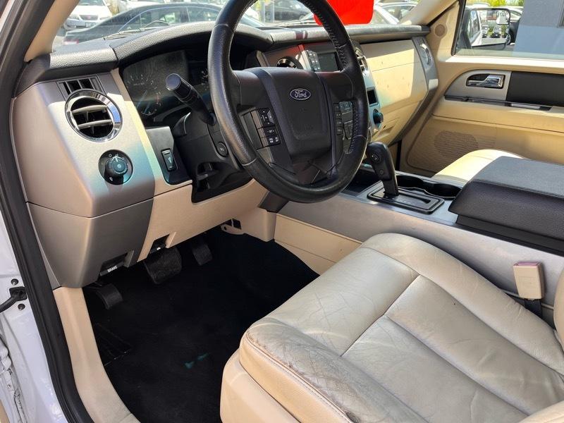 Ford Expedition XLT 2WD 2017
