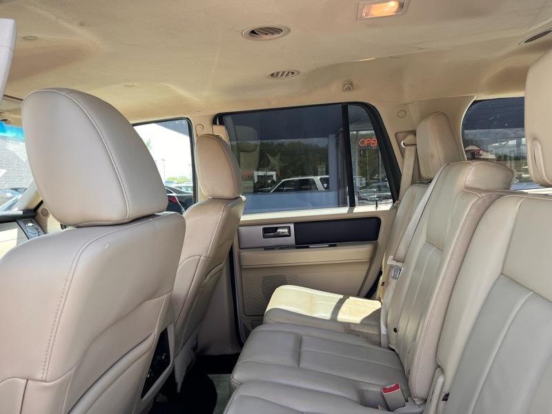 Ford Expedition XLT 2WD 2017