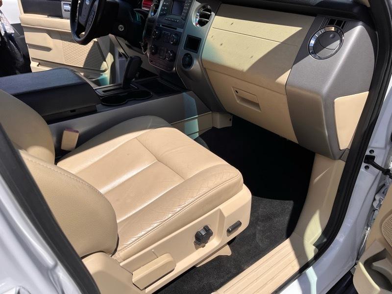 Ford Expedition XLT 2WD 2017