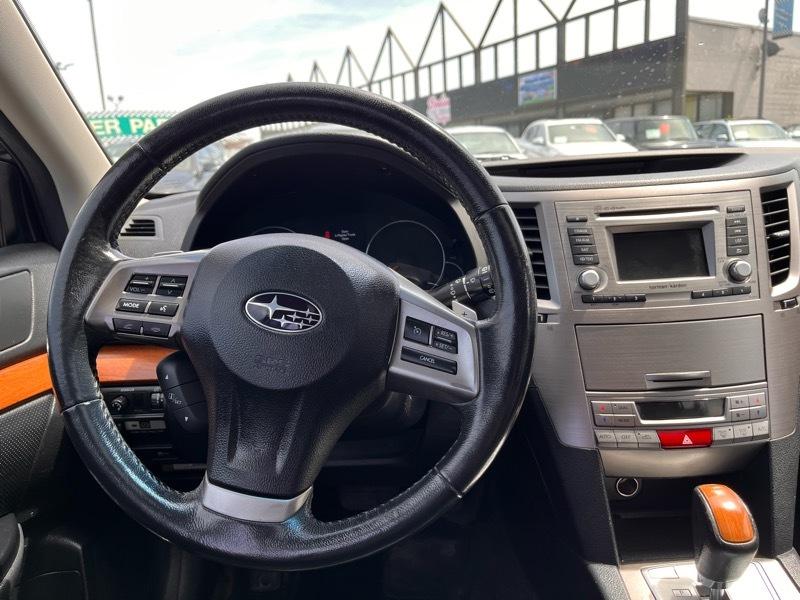 Subaru Outback 2.5i Limited 2014