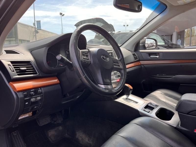 Subaru Outback 2.5i Limited 2014