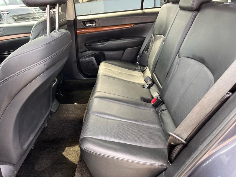 Subaru Outback 2.5i Limited 2014