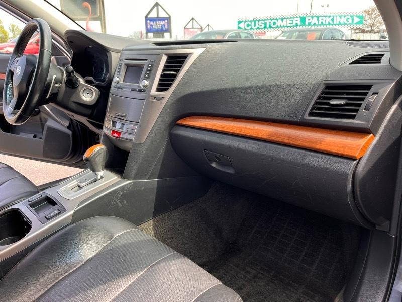 Subaru Outback 2.5i Limited 2014