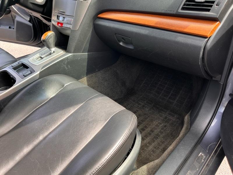 Subaru Outback 2.5i Limited 2014