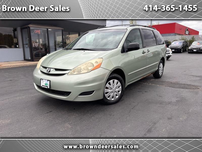 Toyota Sienna LE 7-Passenger 2006