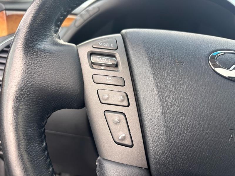 Infiniti QX56 4WD 2012