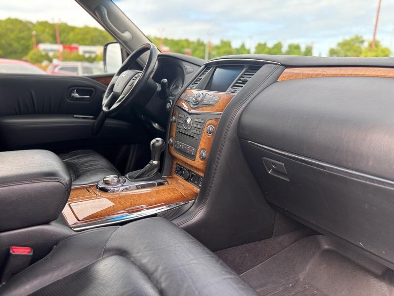 Infiniti QX56 4WD 2012