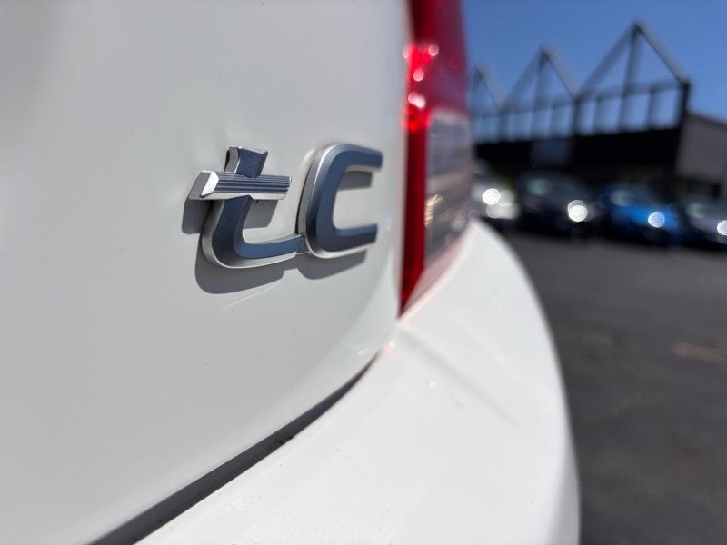 Scion tC Sports Coupe 6-Spd AT 2011
