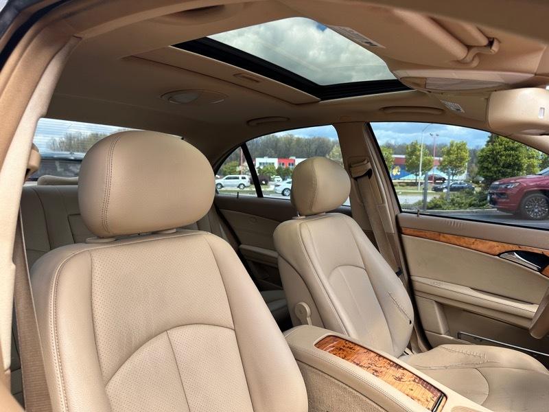 Mercedes-Benz E-Class  2008