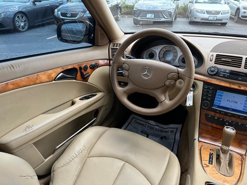 Mercedes-Benz E-Class  2008