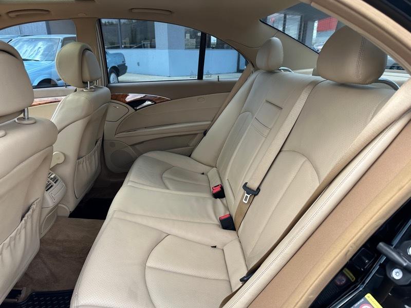 Mercedes-Benz E-Class  2008