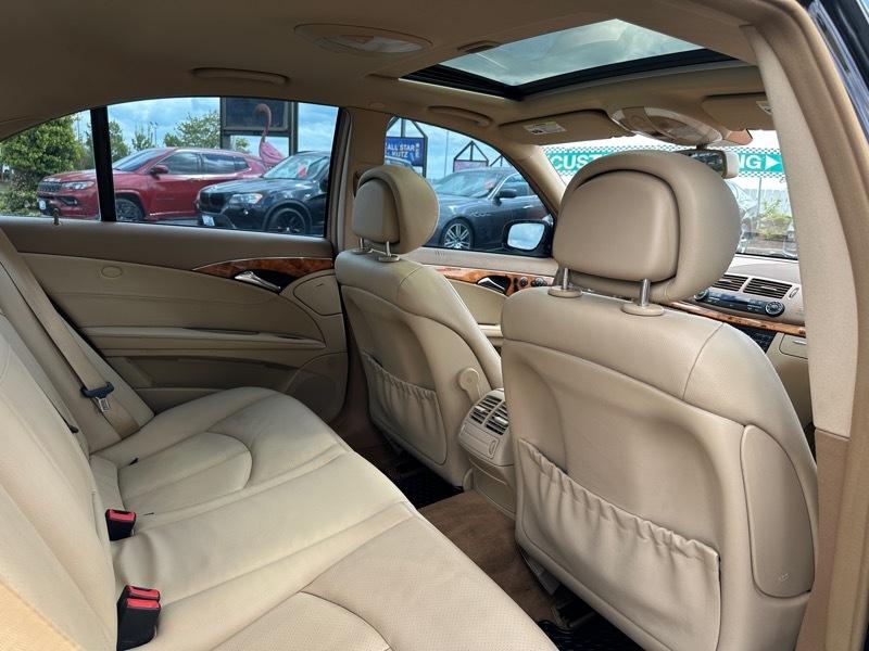 Mercedes-Benz E-Class  2008