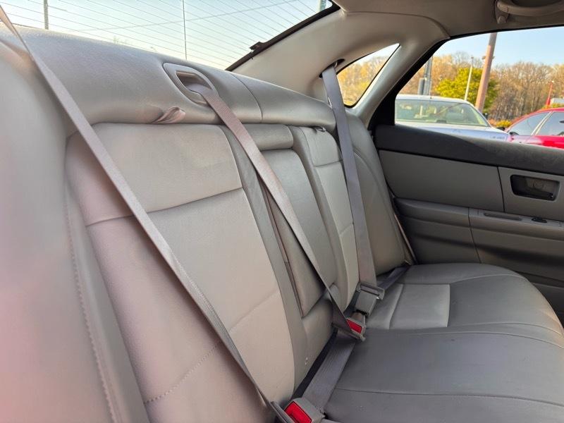 Ford Taurus SEL 2007