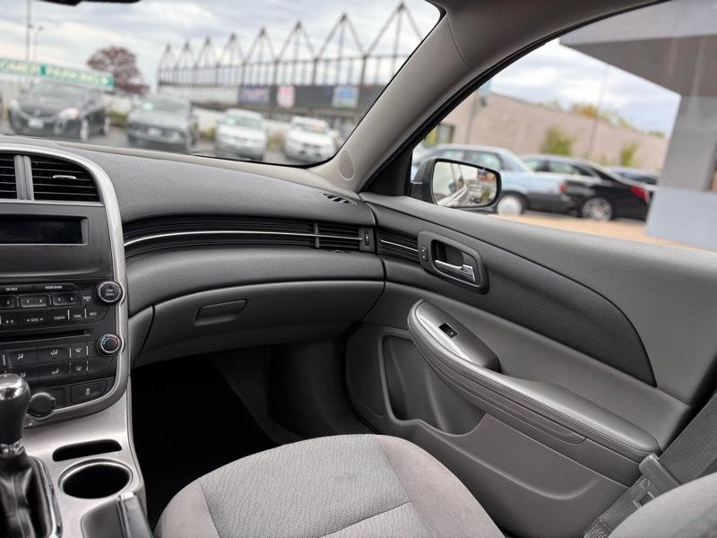 Chevrolet Malibu LS 2015