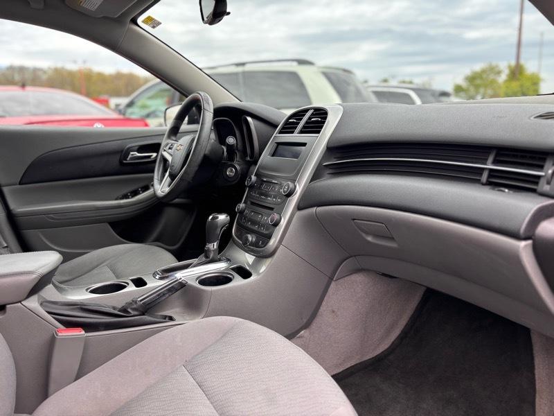 Chevrolet Malibu LS 2015
