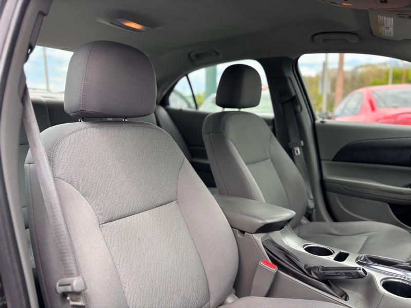 Chevrolet Malibu LS 2015
