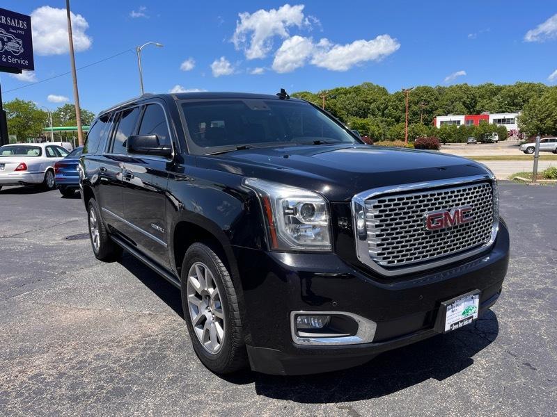 GMC Yukon XL Denali 4WD 2016