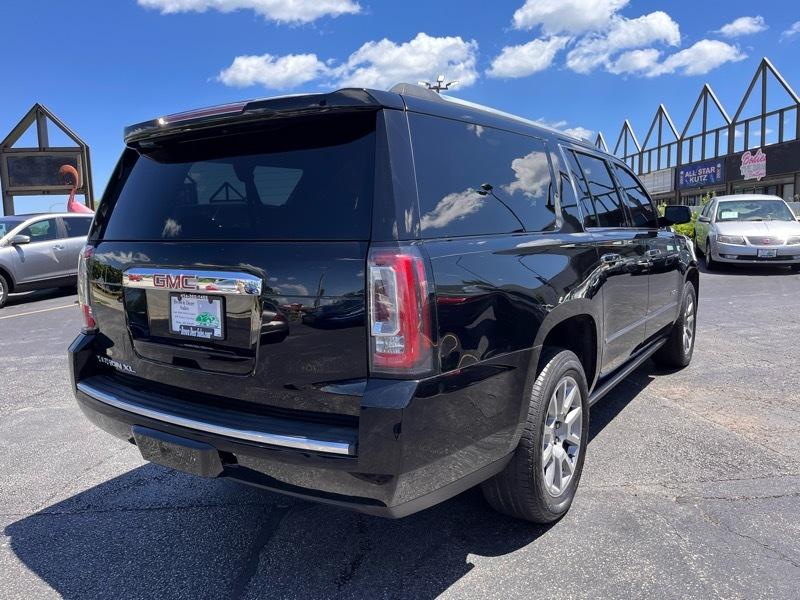 GMC Yukon XL Denali 4WD 2016