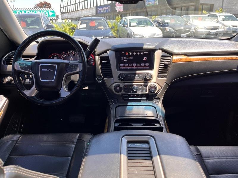 GMC Yukon XL Denali 4WD 2016