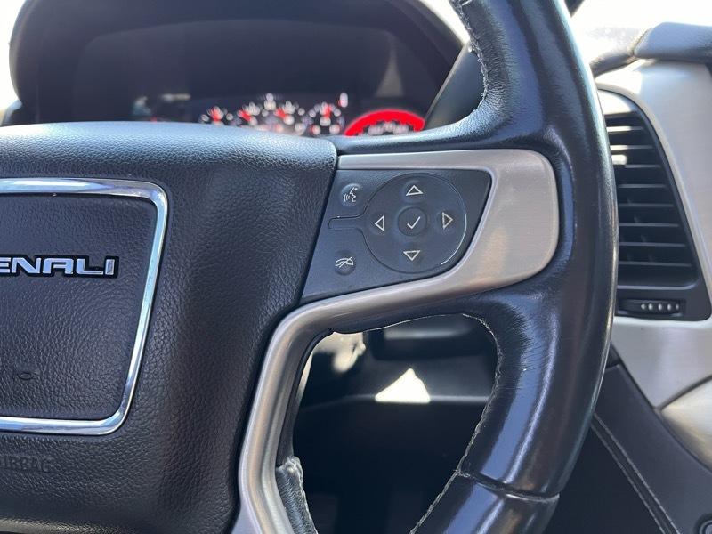 GMC Yukon XL Denali 4WD 2016