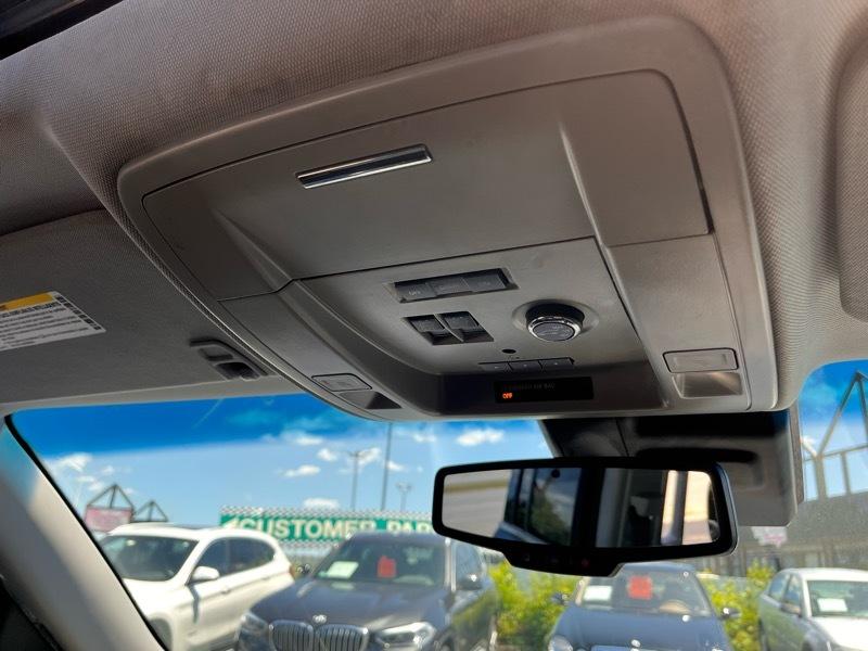 GMC Yukon XL Denali 4WD 2016