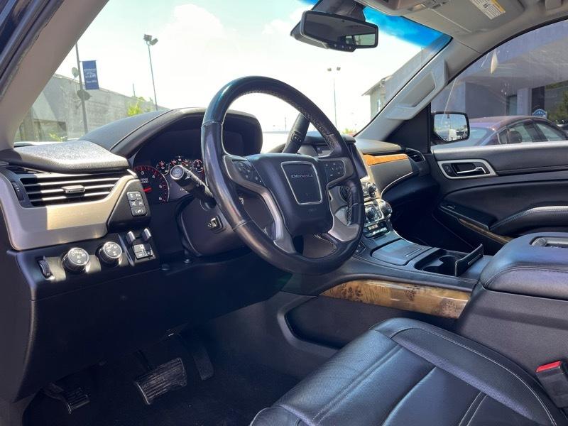 GMC Yukon XL Denali 4WD 2016