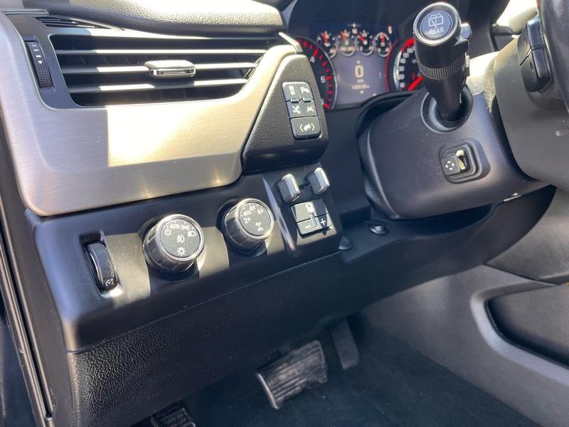 GMC Yukon XL Denali 4WD 2016