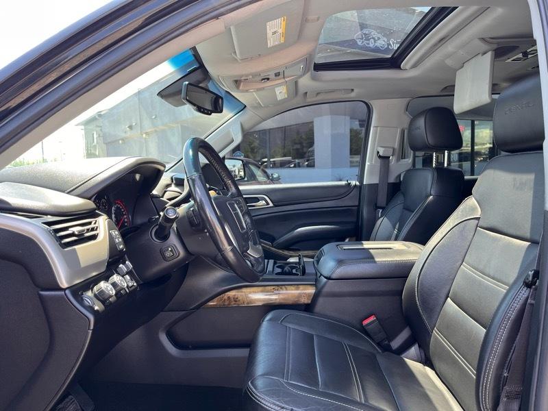 GMC Yukon XL Denali 4WD 2016