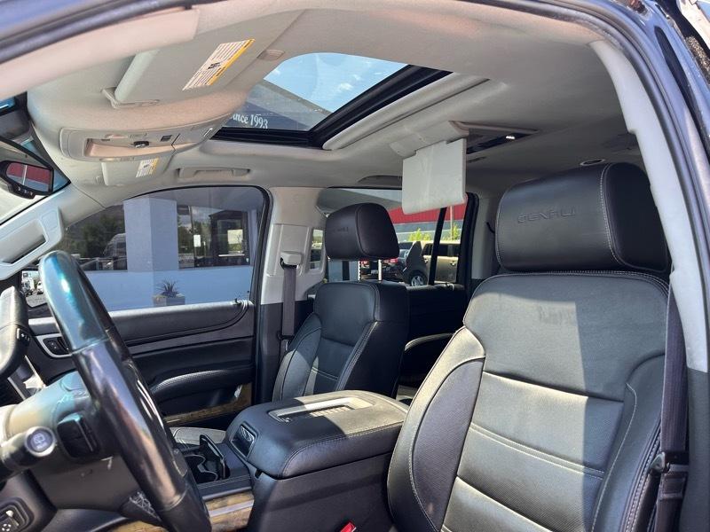 GMC Yukon XL Denali 4WD 2016