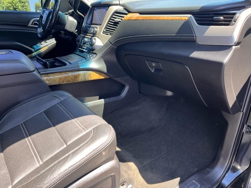 GMC Yukon XL Denali 4WD 2016