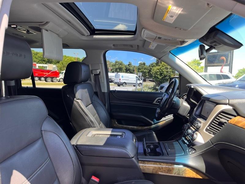 GMC Yukon XL Denali 4WD 2016