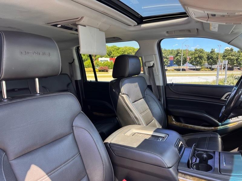 GMC Yukon XL Denali 4WD 2016