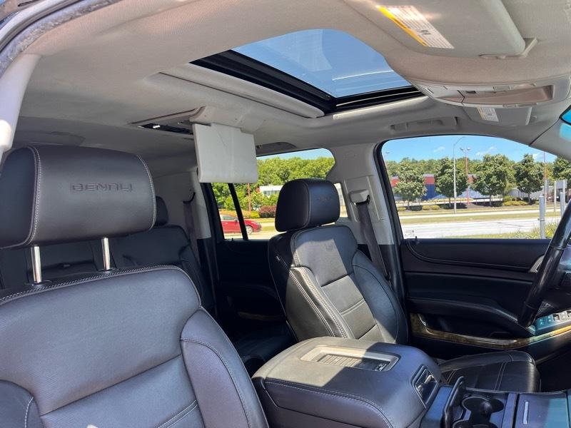 GMC Yukon XL Denali 4WD 2016
