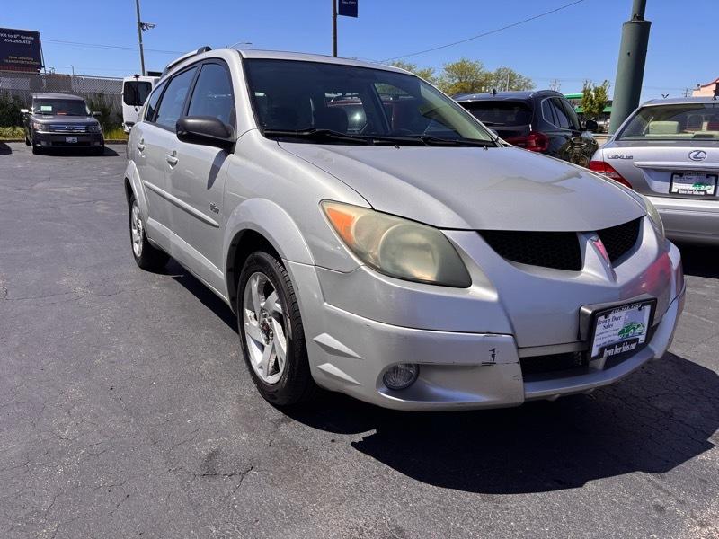 Pontiac Vibe Base 2004