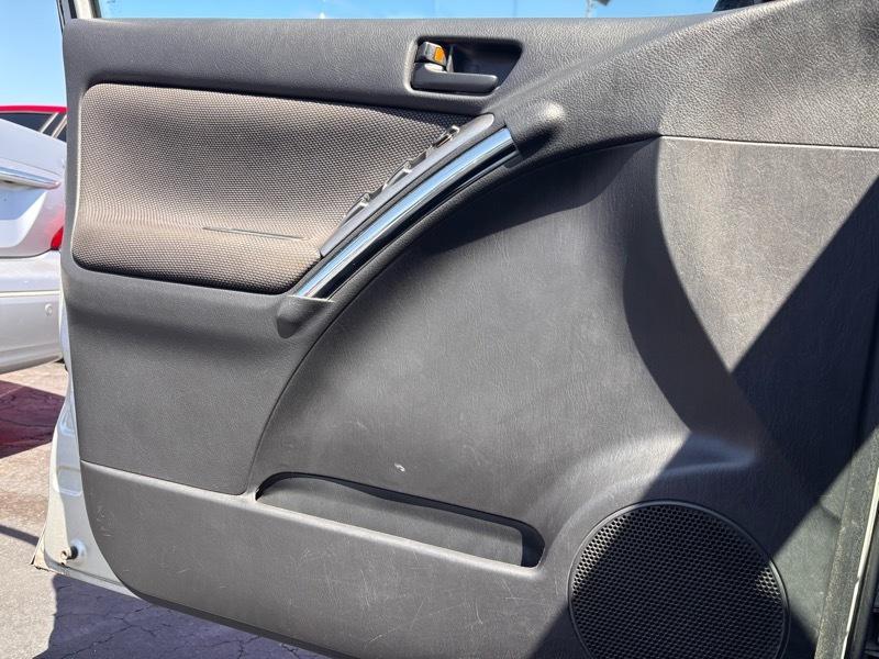 Pontiac Vibe Base 2004