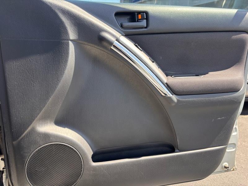 Pontiac Vibe Base 2004