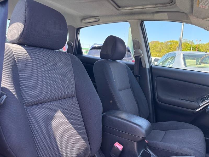 Pontiac Vibe Base 2004