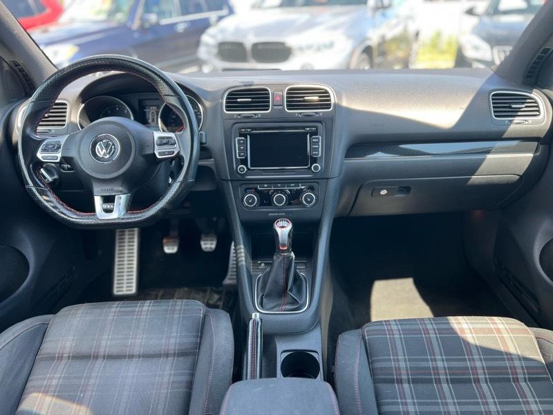 Volkswagen GTI 4-door 2012