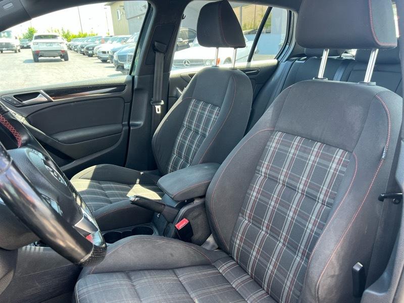 Volkswagen GTI 4-door 2012