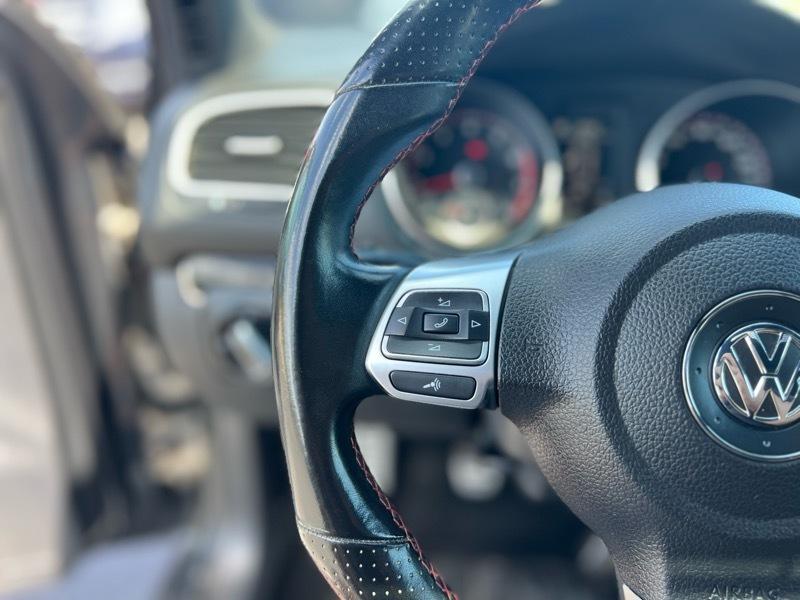Volkswagen GTI 4-door 2012