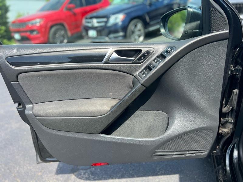 Volkswagen GTI 4-door 2012