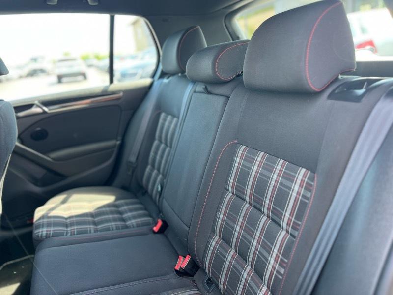 Volkswagen GTI 4-door 2012