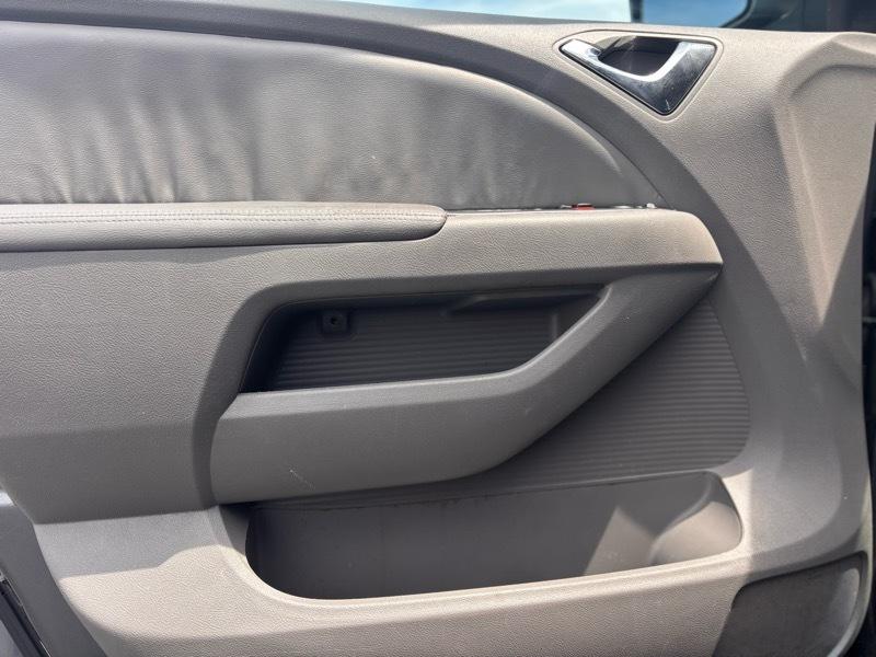 Honda Odyssey EX-L w/ DVD 2010