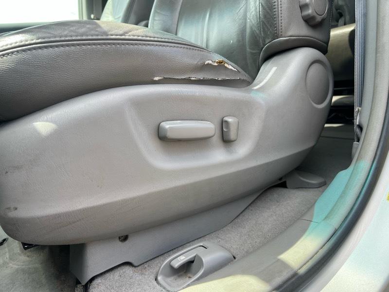 Toyota Sienna XLE 2004