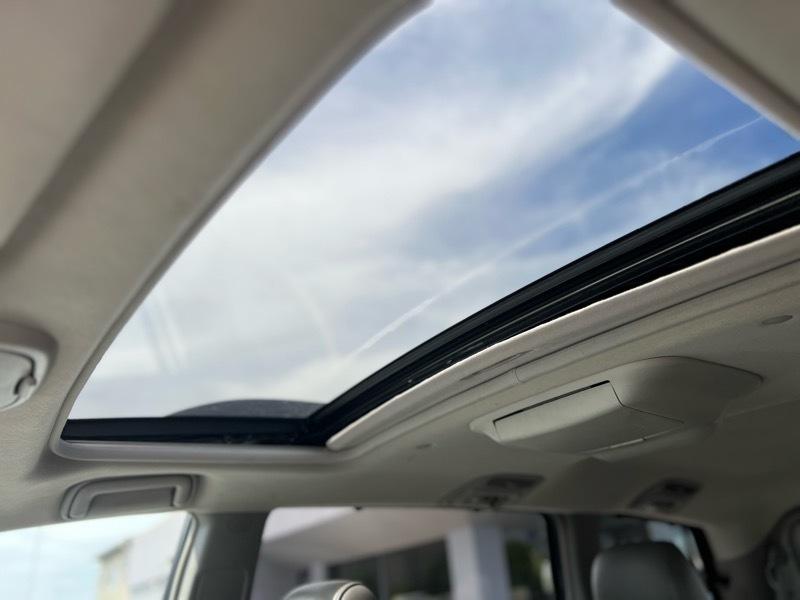 Toyota Sienna XLE 2004