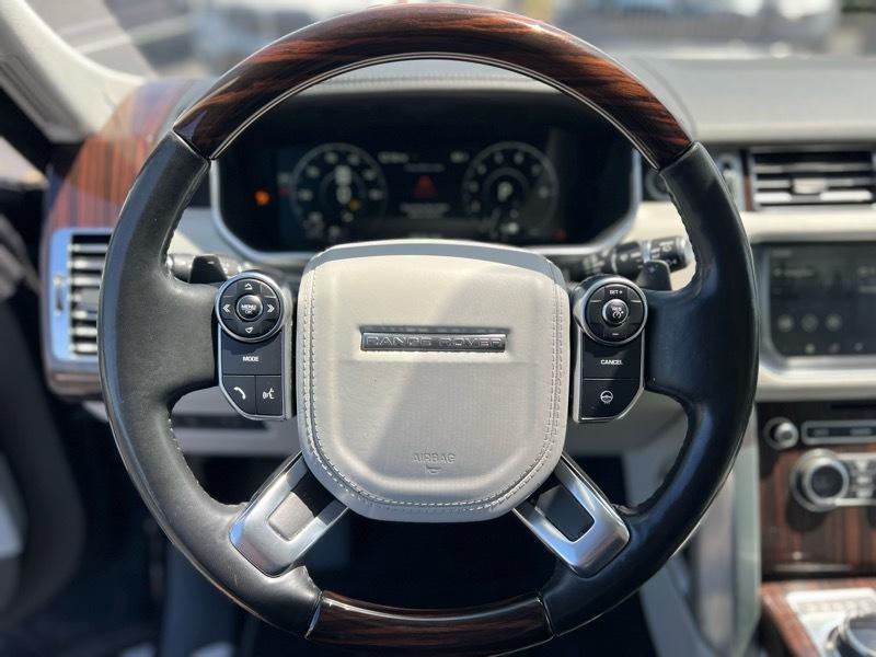 Land Rover Range Rover Base 2017