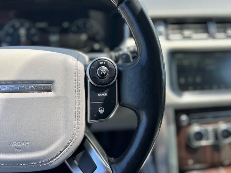 Land Rover Range Rover Base 2017