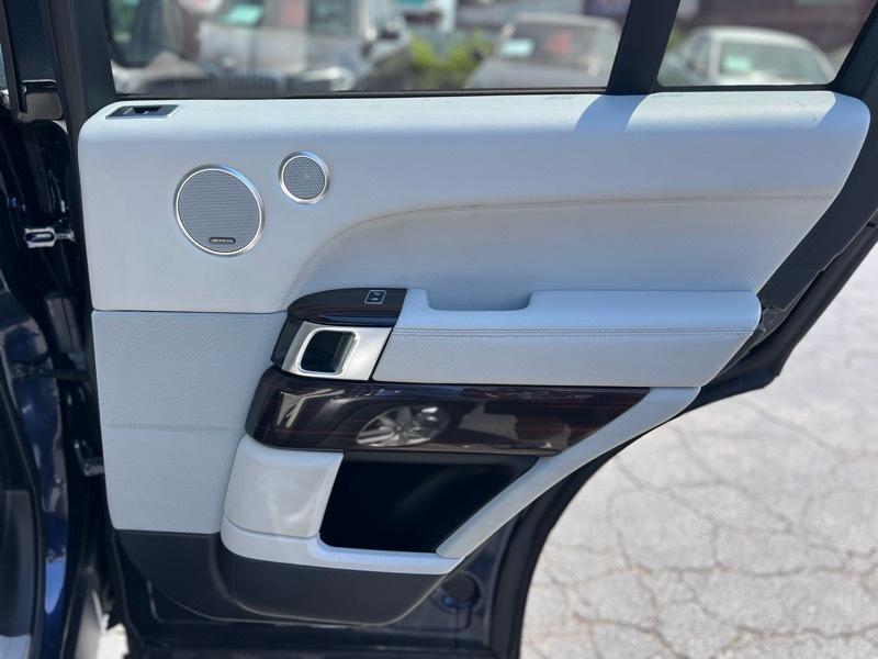 Land Rover Range Rover Base 2017