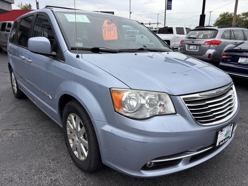 Chrysler Town & Country Touring 2013